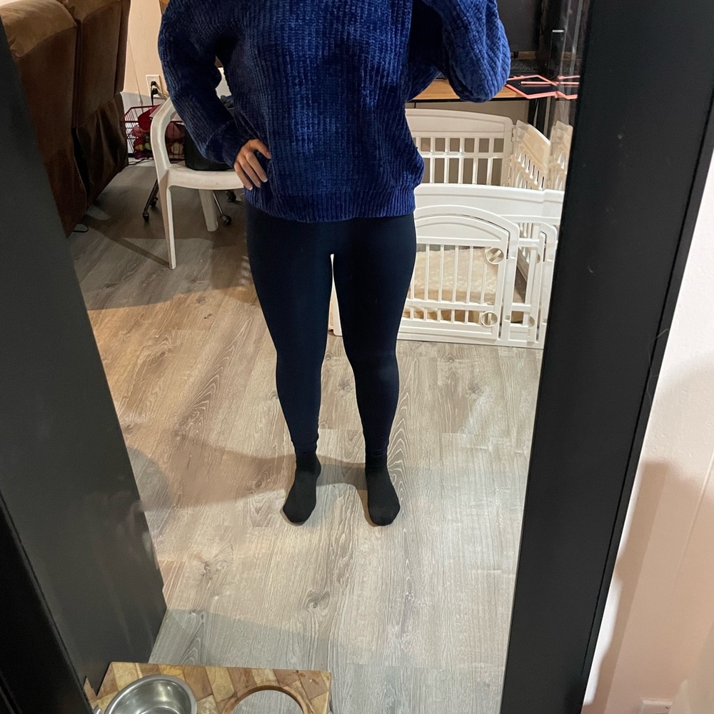 Blue sweater with twist back - Picture 2 of 2